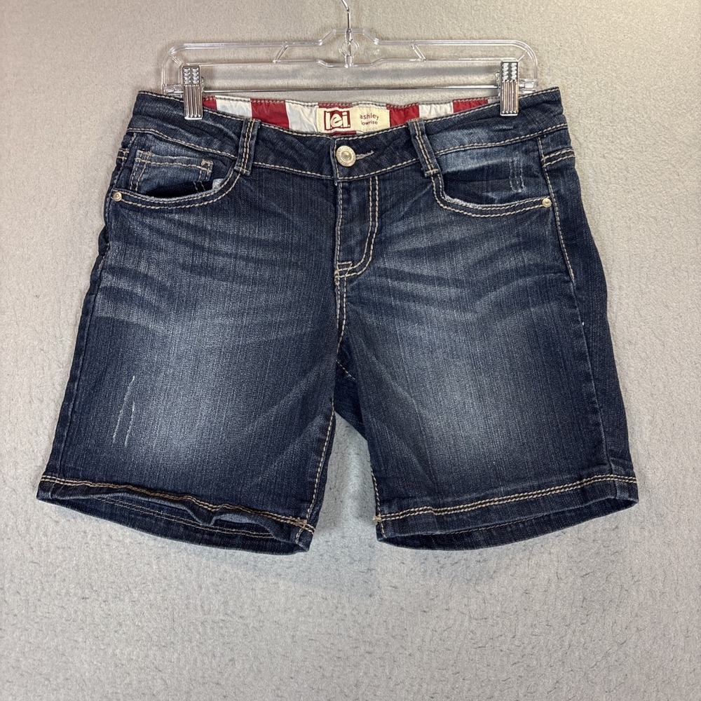 l.e.i.‎ Ashley Low Rise Jean Shorts USA Flag Pattern Pockets Size 9